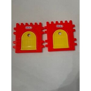 VTG Little Tikes Waffle Blocks 2 Castle Doors Red and Yellow Replacement Pieces